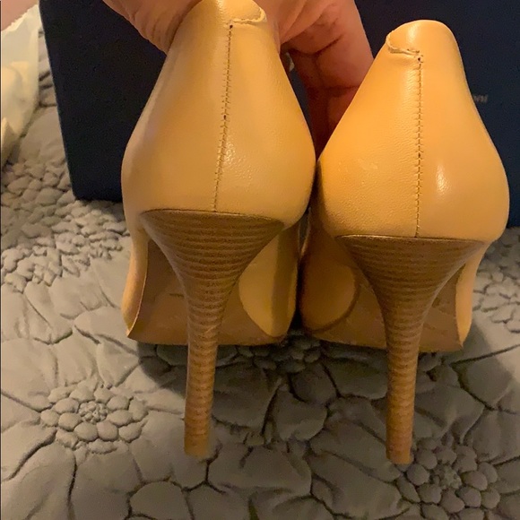 Diego di Lucca Leather Natural High Heels - Picture 3 of 8